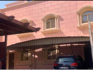 للبيع بيت في القرين