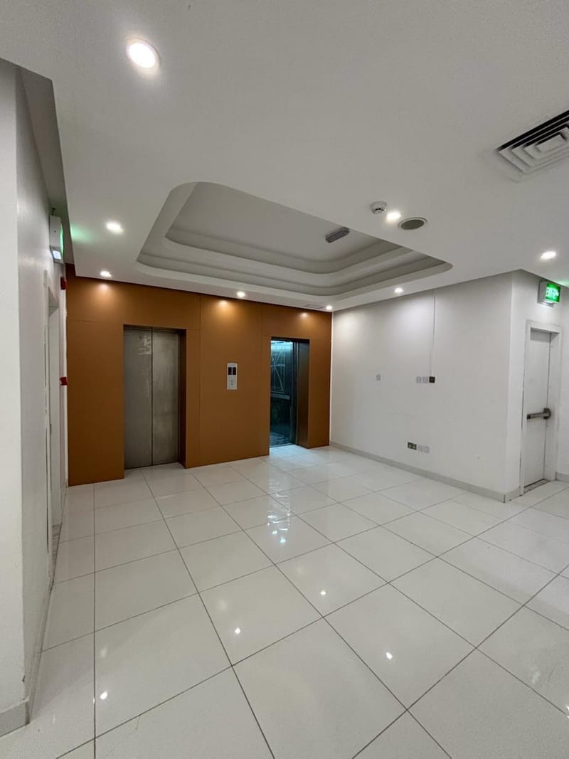 Commercial For Rent in Salmiya — 9