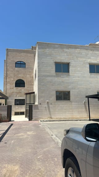 Floor For Rent in Mishref