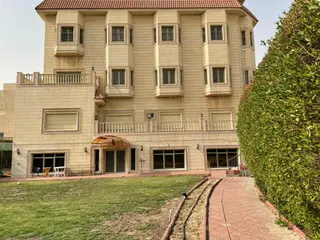 Floor For Rent in Adan