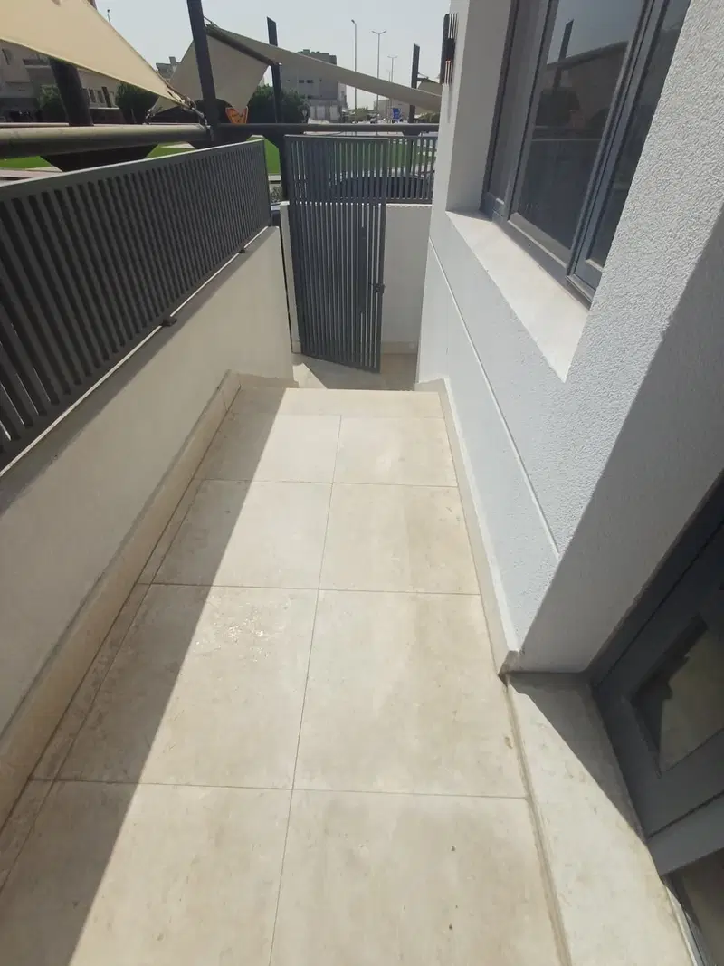 Floor For Rent in Abu Ftaira — 5