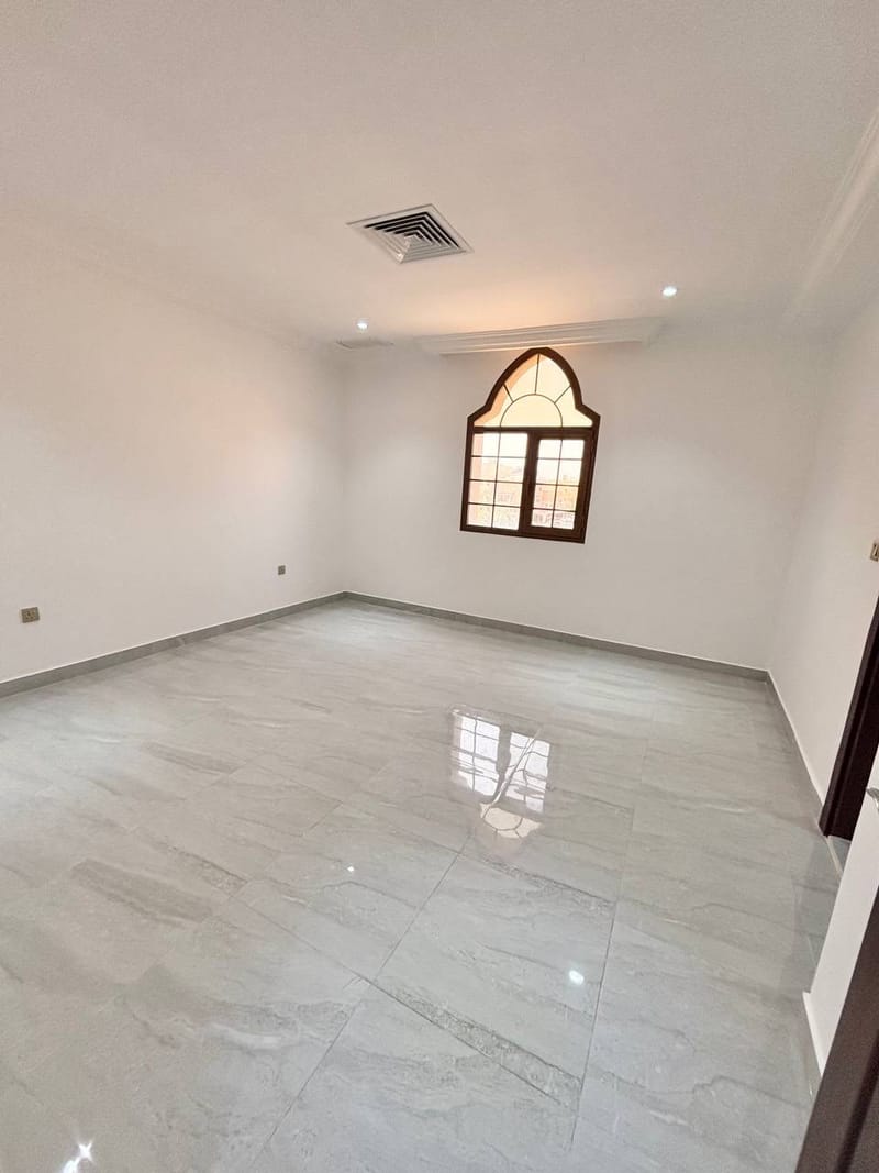 Floor For Rent in Zahra — 3