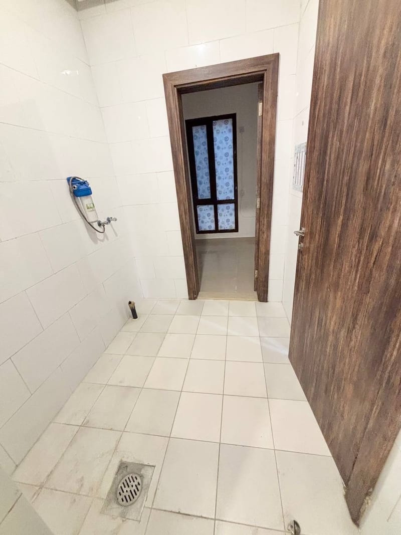 Floor For Rent in Zahra — 6