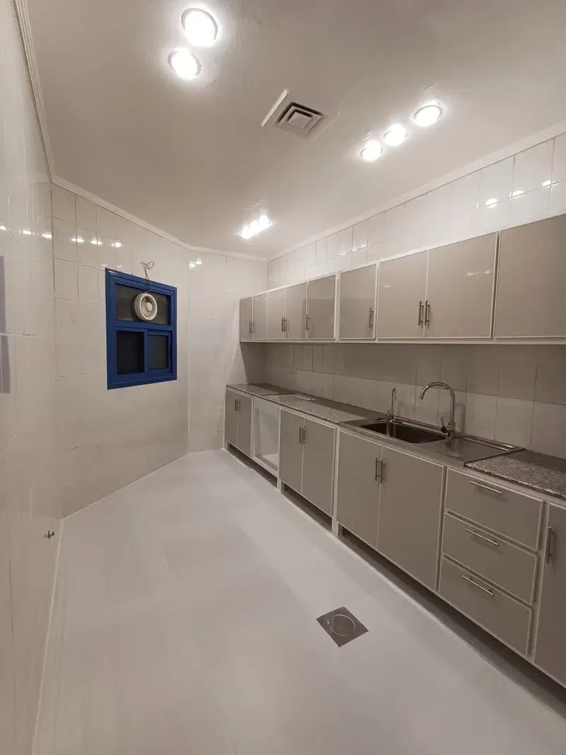 Apartment For Rent in Al Shaab Al-Bahri — 5