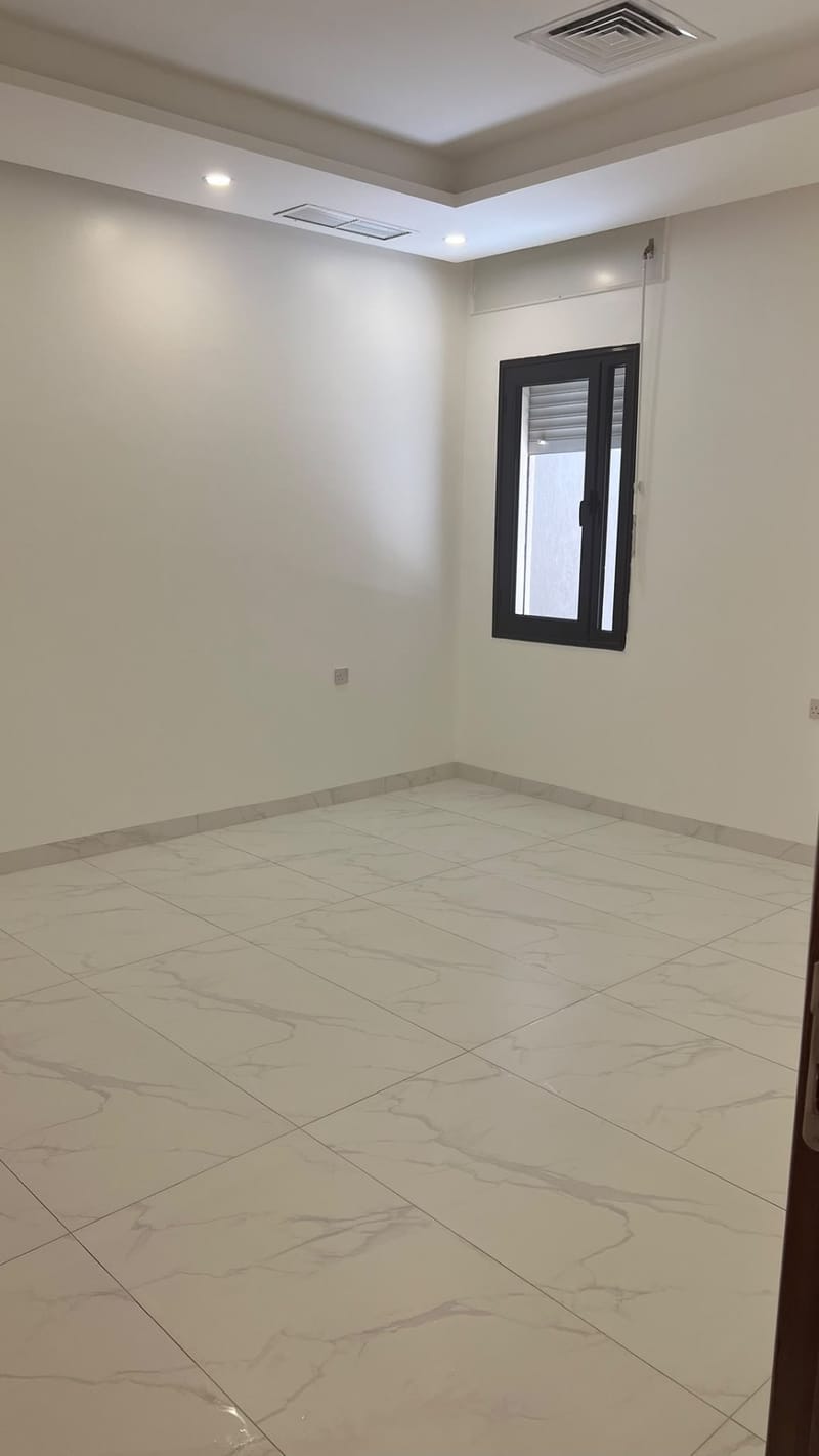 Floor For Rent in Rumaithiya — 15