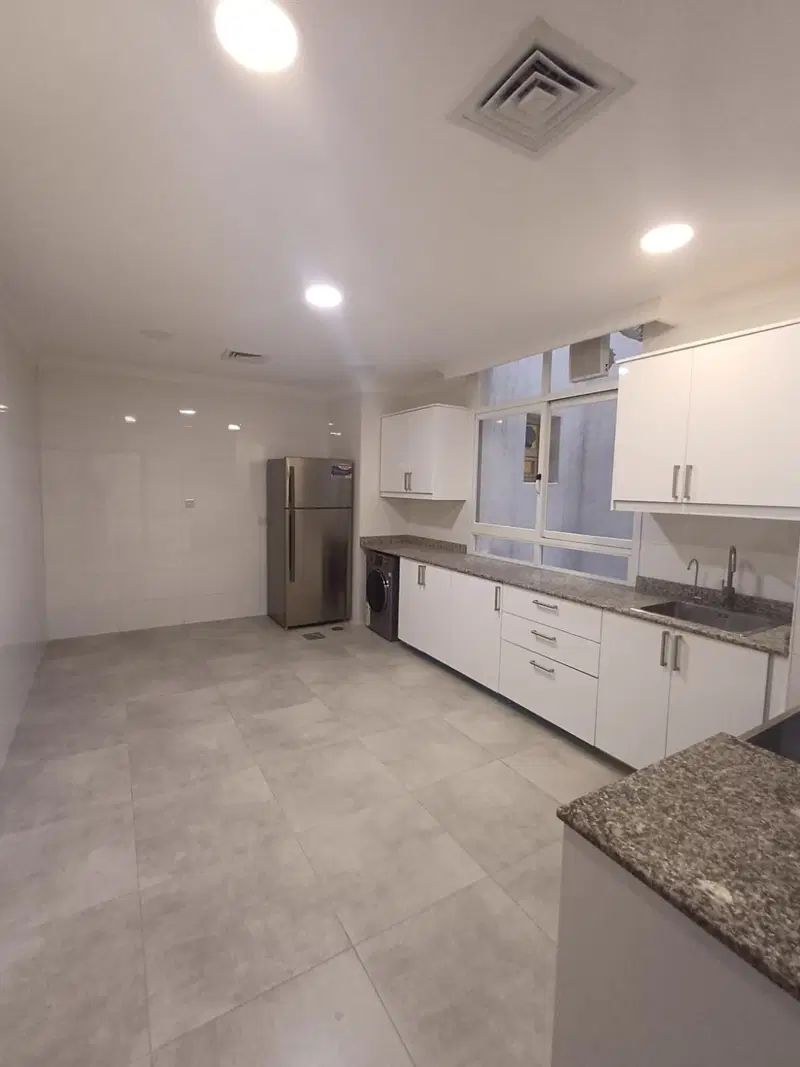 Floor For Rent in Mishref — 3