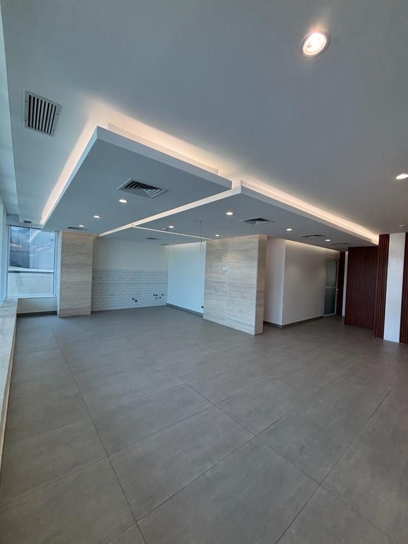 Commercial For Rent in Salmiya — 5