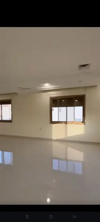Floor For Rent in Hittin