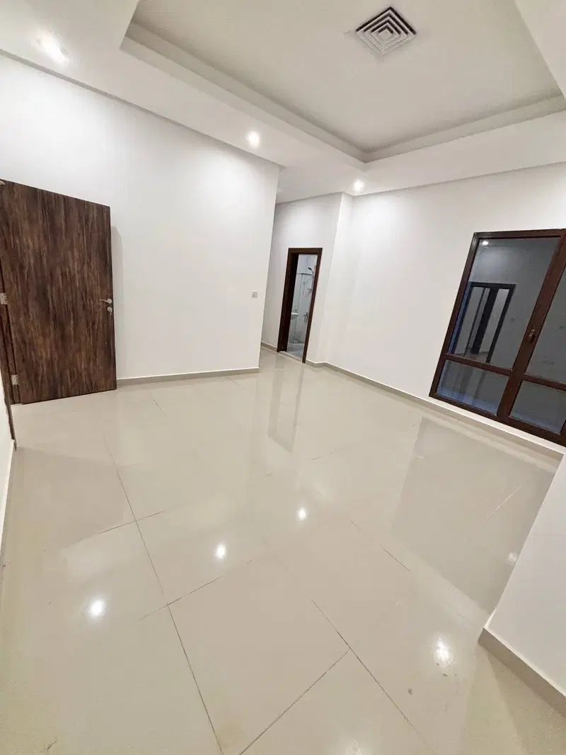 Floor For Rent in Zahra — 7