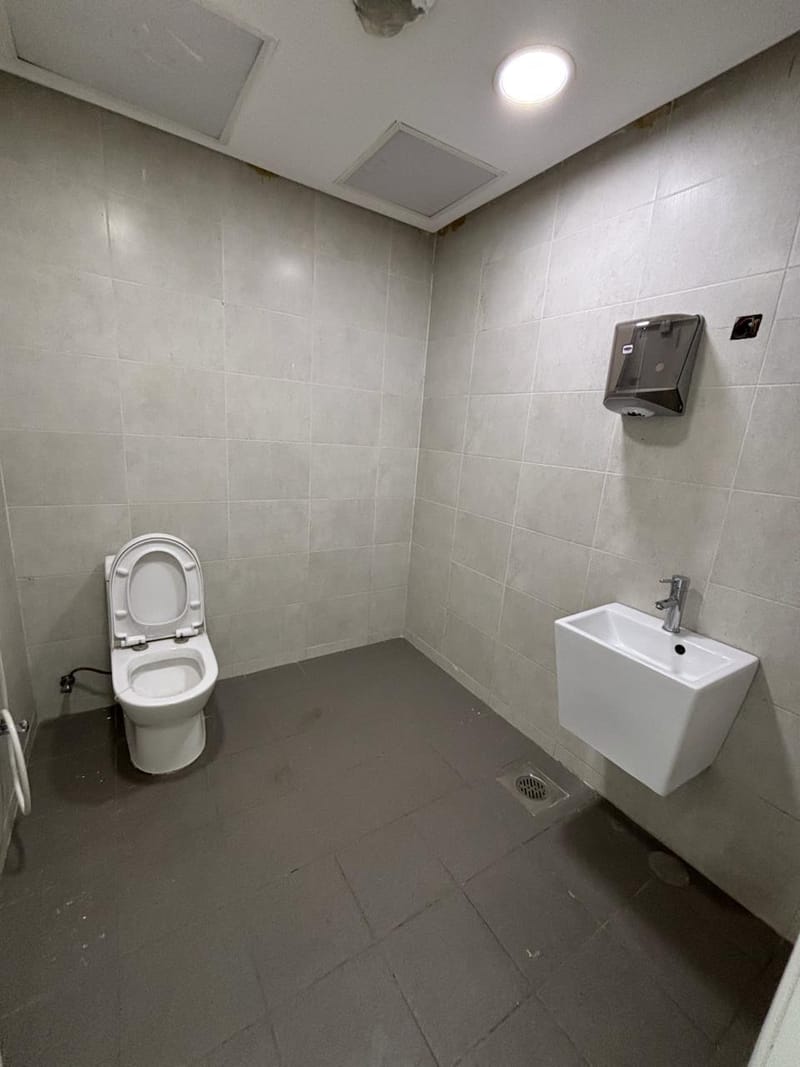 Commercial For Rent in Salmiya — 8